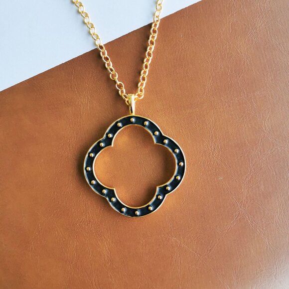 Julie Vos SoHo Gold Statement Pendant Necklace - Picture 2 of 6